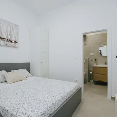 Marko Apartment *