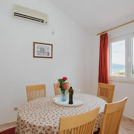 Apartment Marko *